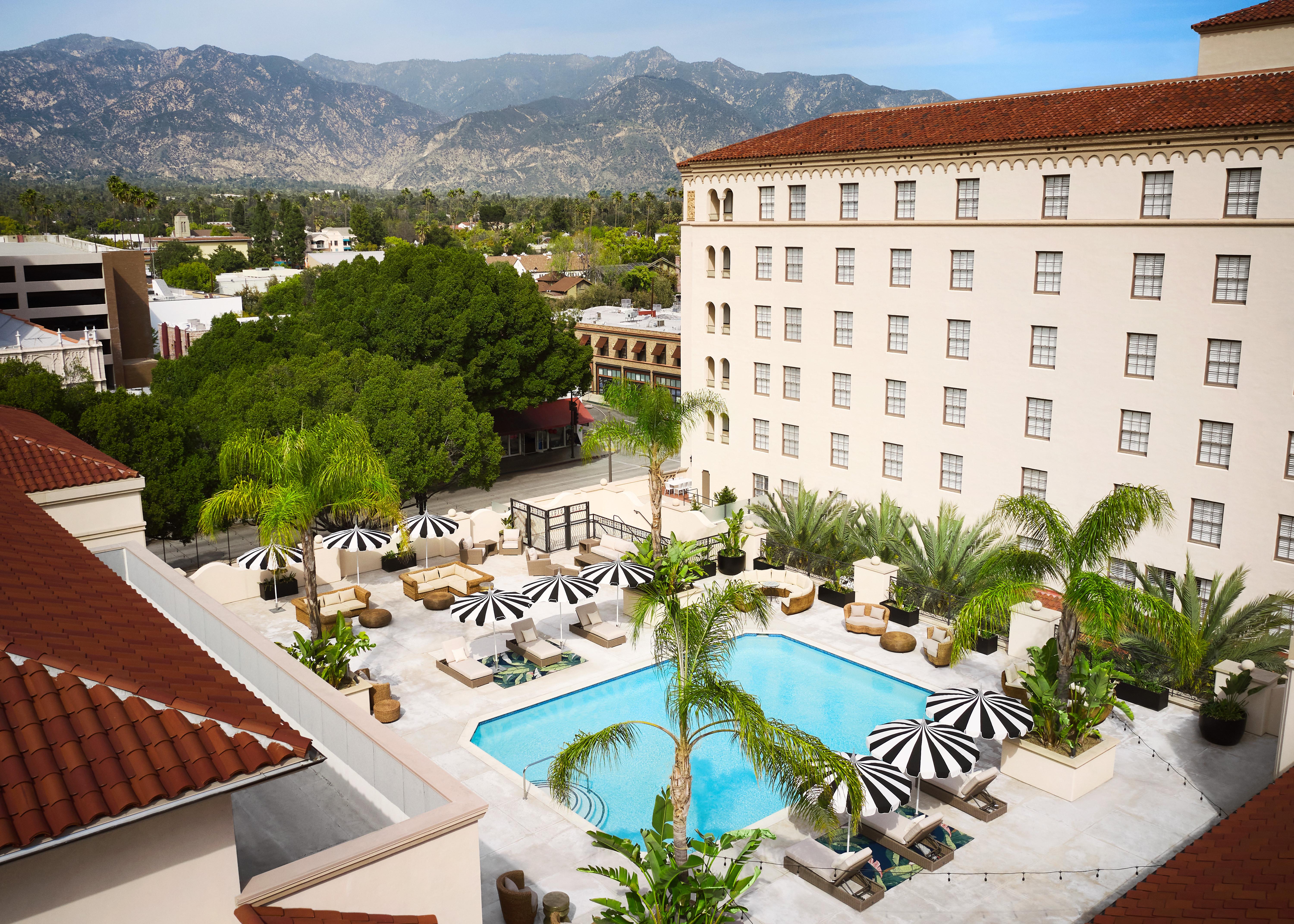 Pasadena Hotel & Pool Exterior foto
